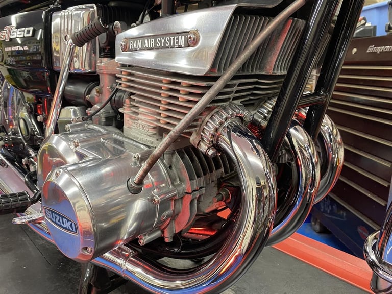 1976 Suzuki GT550 Model A Classic Vintage, Super Clean, Nice Condition, MUST SEE