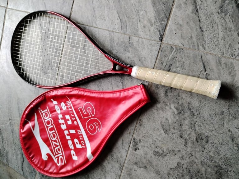 Tennis racket 