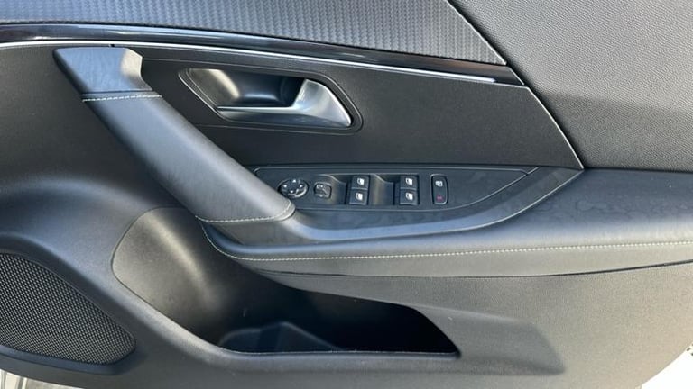 2023 Peugeot E-2008 54kWh GT SUV 5dr Electric Auto (7kW Charger) (156 ps) Automatic Estate Electr...