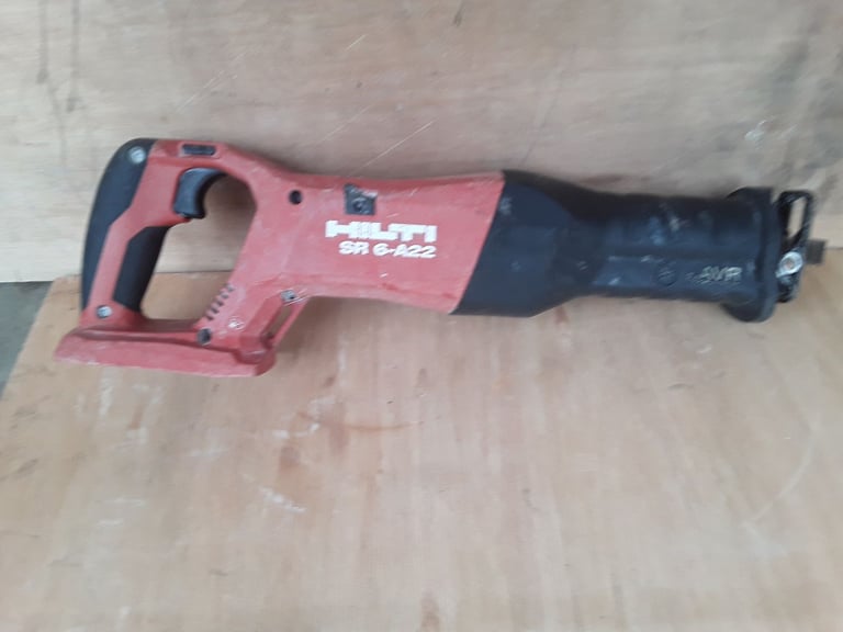                      ☆☆HILTI RESIPRECATIN  SAW  + DEWALT 110 NUT RUNNER☆☆ 