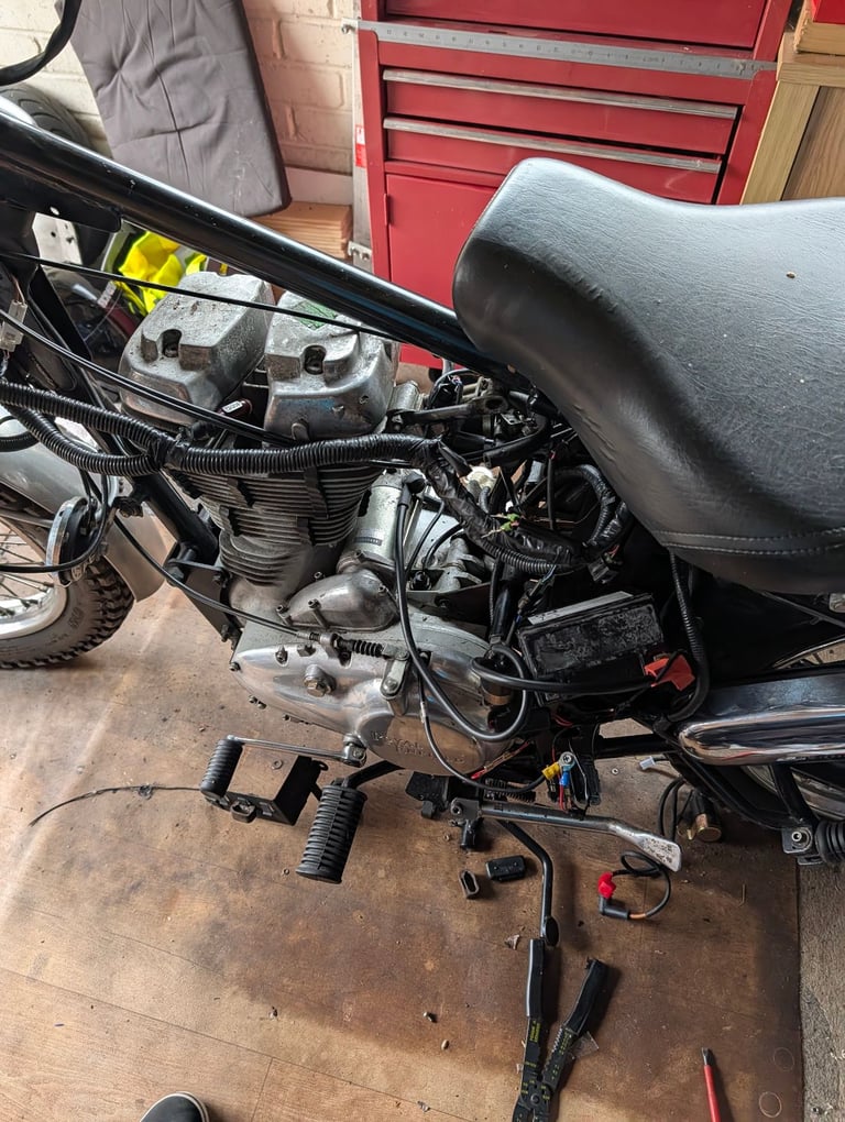 Royal Enfield, BULLET, 2010, 499 (cc)