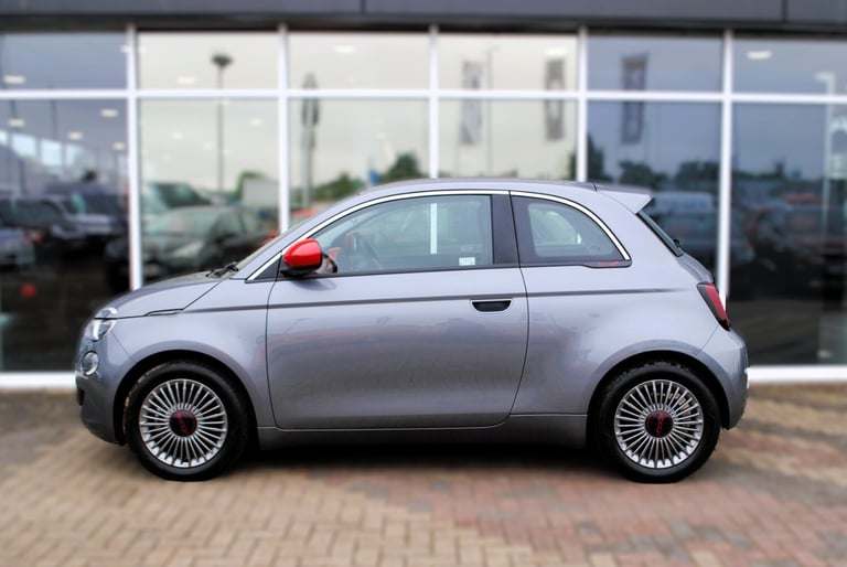 2023 Fiat 500 87kW Red 42kWh 3dr Auto Hatchback Electric Automatic