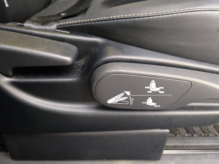 2021 Toyota Voxy 1.8 Hybrid Automatic 7 Seats 5dr ULEZ Free MPV Petrol/Electric Hybrid Automatic