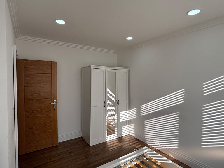 3-Bedroom Flat Available to Rent in Ilford, IG1 3TT,Available for families only – no boys/sharers