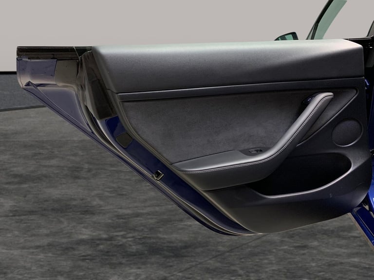 2021 Tesla Model 3 Long Range AWD 4dr Auto SALOON ELECTRIC Automatic