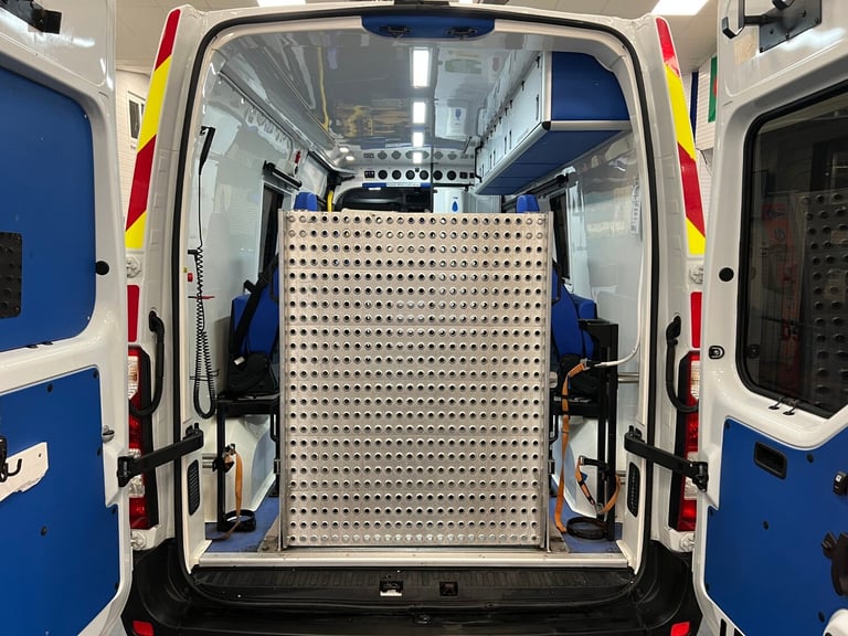 2017 Renault Master 35 2.3DCI 130PS LWB 6 SEAT DISABLED ACCESS MINIBUS C/W ACCESS RAMP (EURO 6) P...