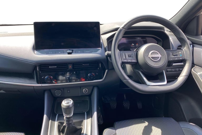 2023 Nissan Qashqai 1.3 DiG-T MH Tekna 5dr Hatchback Petrol Manual
