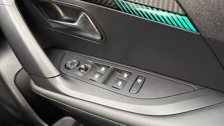 2023 Peugeot 2008 1.2 PureTech 130 Allure Premium+ 5dr EAT8 Petrol Estate Estate Petrol Automatic