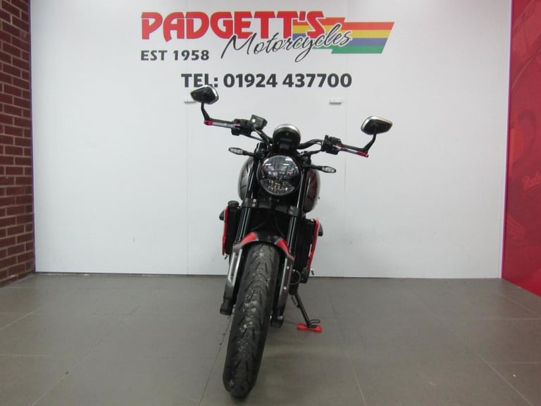 2021 Triumph Trident