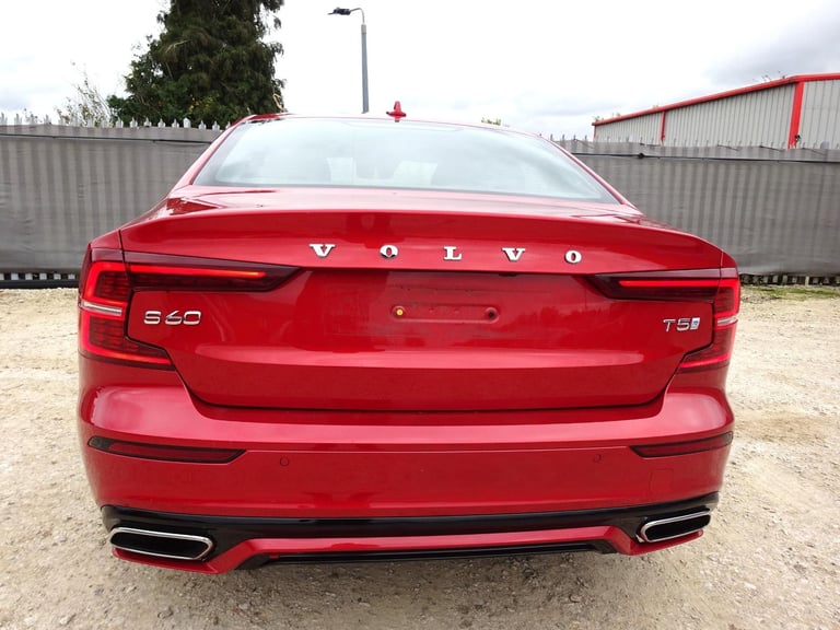 2019 19 REG VOLVO S60 R-DESIGN EDITION T5 AUTO DAMAGED REPAIRABLE SALVAGE
