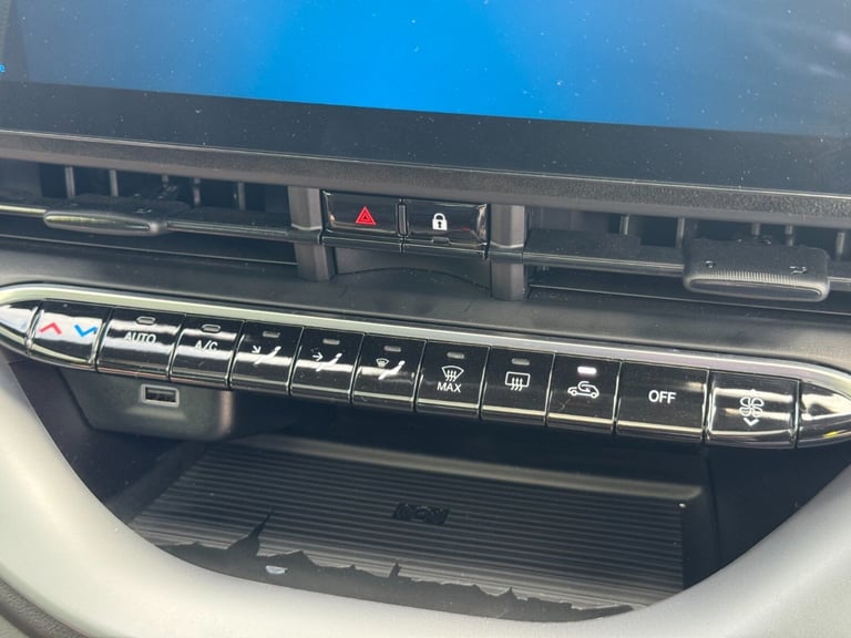 2023 Abarth 500 114kW Turismo 42.2kWh 3dr Auto Hatchback Electric Automatic