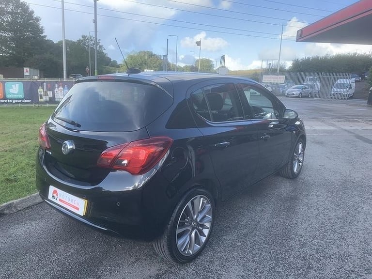 2016 Vauxhall Corsa 1.4i ecoFLEX Elite - New MOT - Only 31000 Miles