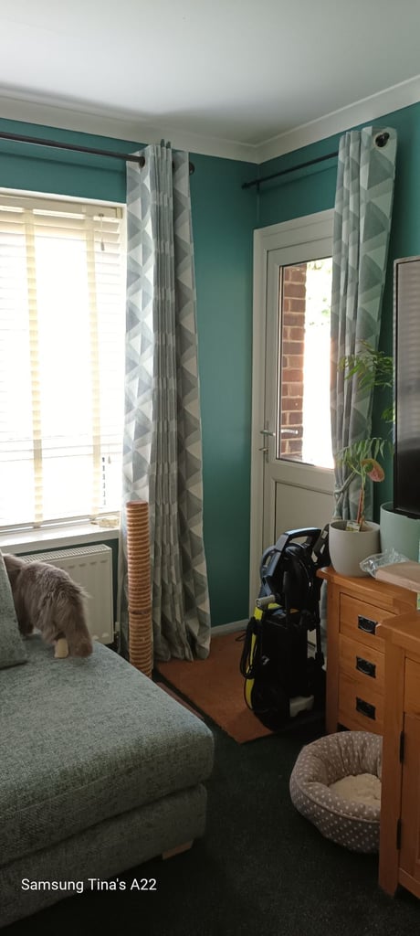 1 bed bungalow in Eltham SE9 for 1-2 bed coastal only