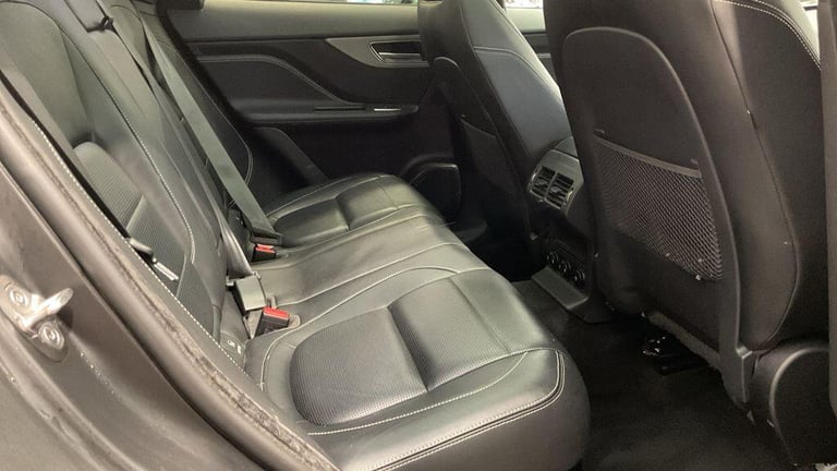 2020 Jaguar F-Pace 2.0 D180 Chequered Flag Auto AWD Euro 6 (s/s) 5dr ESTATE Diesel Automatic