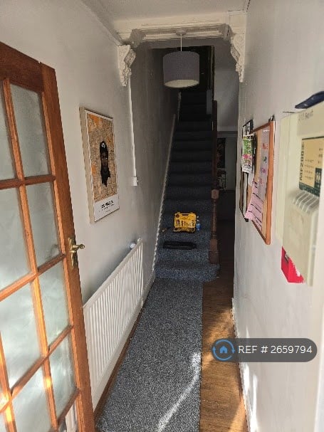 6 bedroom house in King Edward Road, Swansea, SA1 (6 bed) (#2659794)