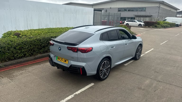 2025 BMW iX2 150kW eDrive20 Shadow Edition 65kWh 5dr Auto Electric Hatchback Hatchback Electric A...