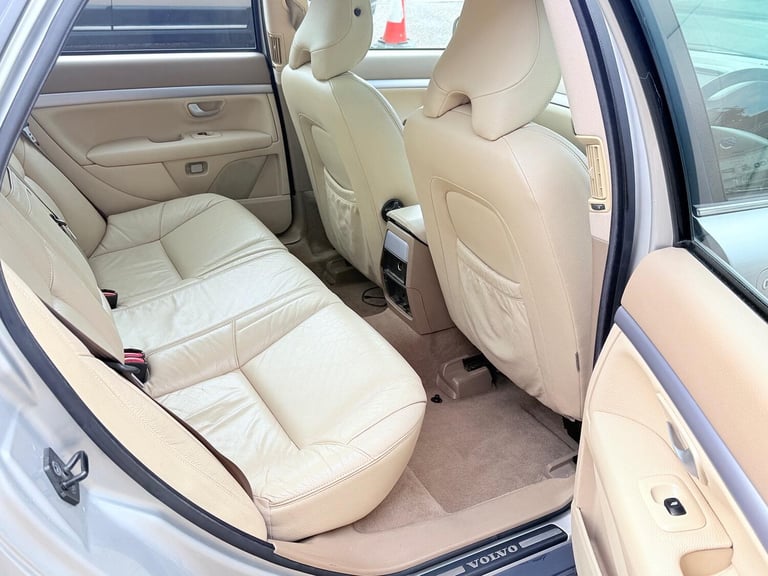 VOLVO S80 2.4 D5 SE Lux 2005