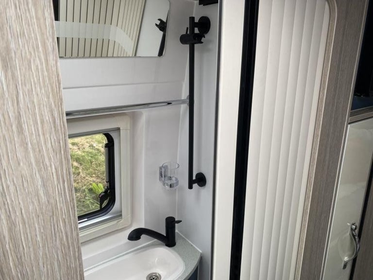 Wildax Europa XL Auto