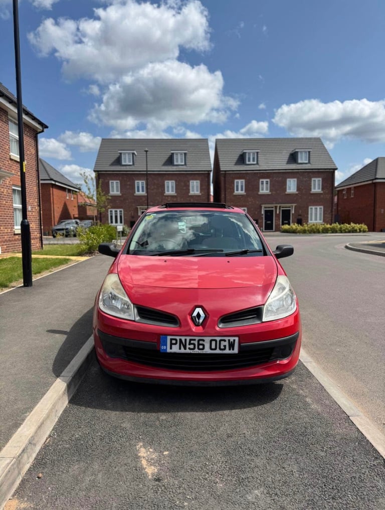 Renault, CLIO, Hatchback, 2006, Other, 1598 (cc), 5 doors