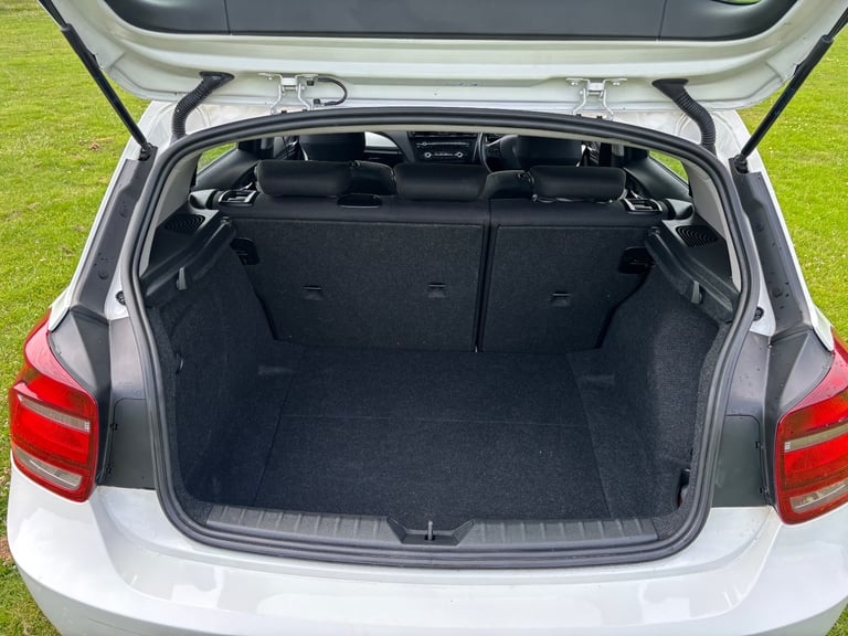 BMW, 1 SERIES, Hatchback, 2014, Manual, 1995 (cc), 5 doors
