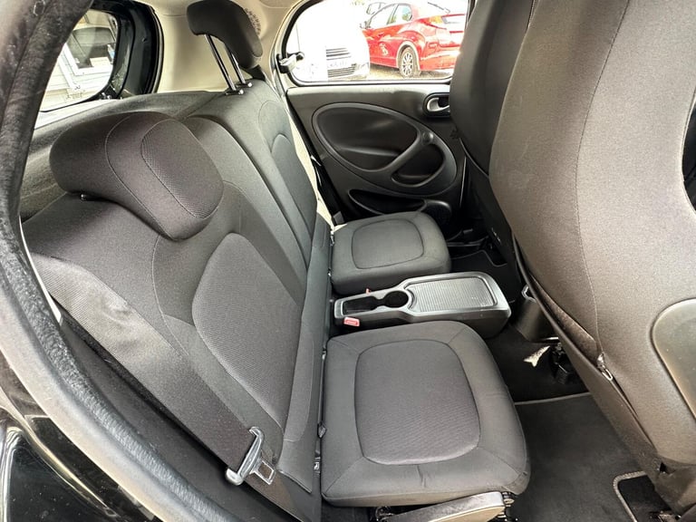 FINANCE AVAILABLE - VERY LOW MILEAGE SMART FORFOUR
