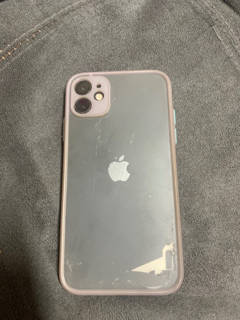 Apple iPhone 11 unlocked 64gb 83% battery health screen is unmarked 