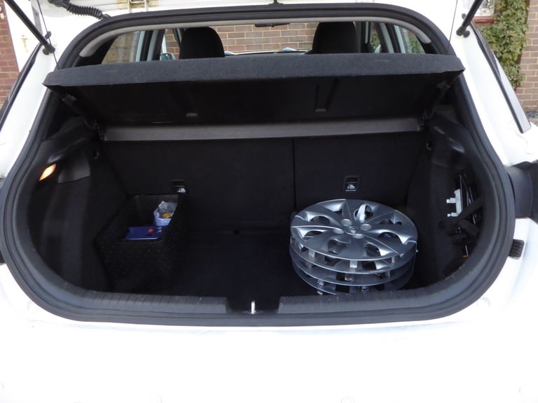 Hyundai, I20, Hatchback, 2016, Manual, 1248 (cc), 5 doors