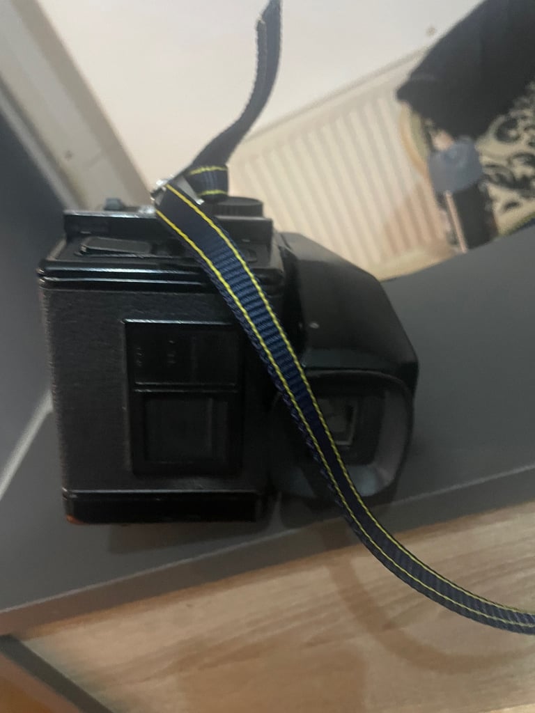 Zenza bronica camera 