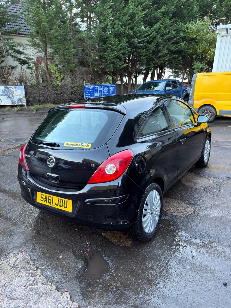 2011 Vauxhall Corsa Excite (LOW MILES)