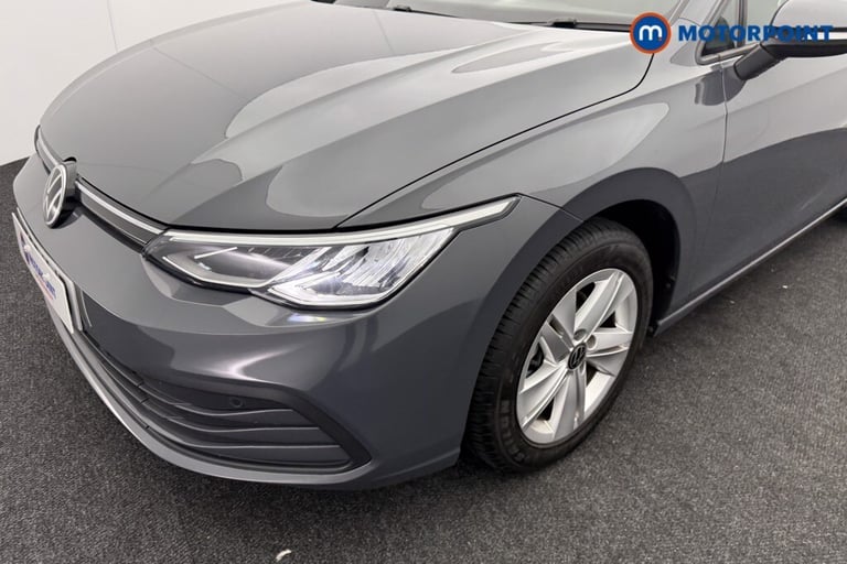 2022 Volkswagen Golf 1.0 eTSI Life 5dr DSG Hatchback Petrol Automatic