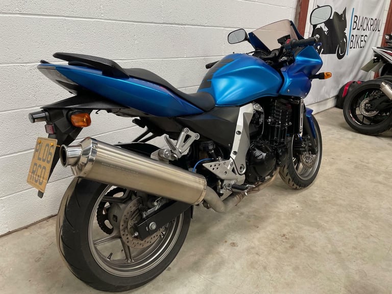 2006 - KAWASAKI ZR750 - ONLY 6K MILES - Z750S - MEGA LOW MILES FIND ANOTHER 