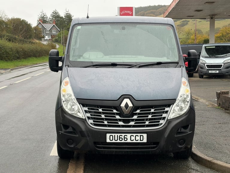 2016 Renault Master SL28dCi 125 Business AUTOMATIC WHEELCHAIR ACCESS/CAMPER PANEL VAN Diesel Auto...