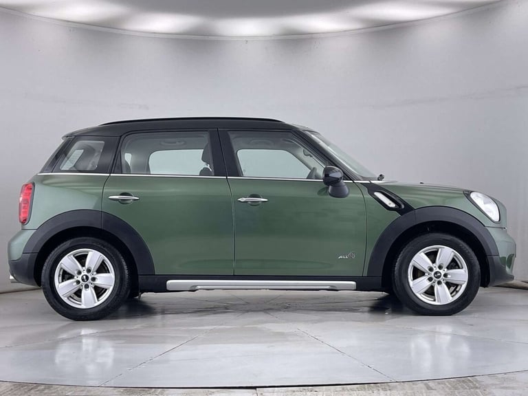 2016 MINI Countryman 2.0 Countryman Cooper D All4 Auto 4WD 5dr SUV Diesel Automatic