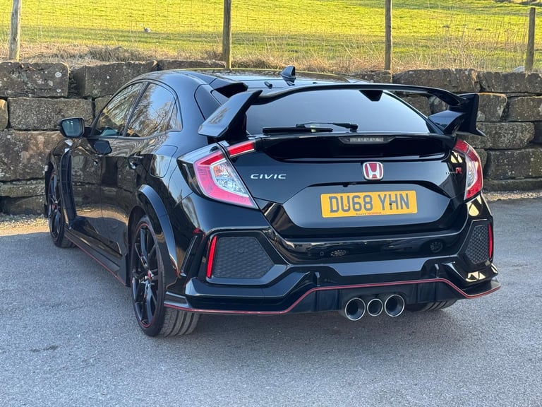 2018 (68) HONDA CIVIC 2.0 VTEC TYPE R GT 5DR MANUAL - 16,600 miles - 