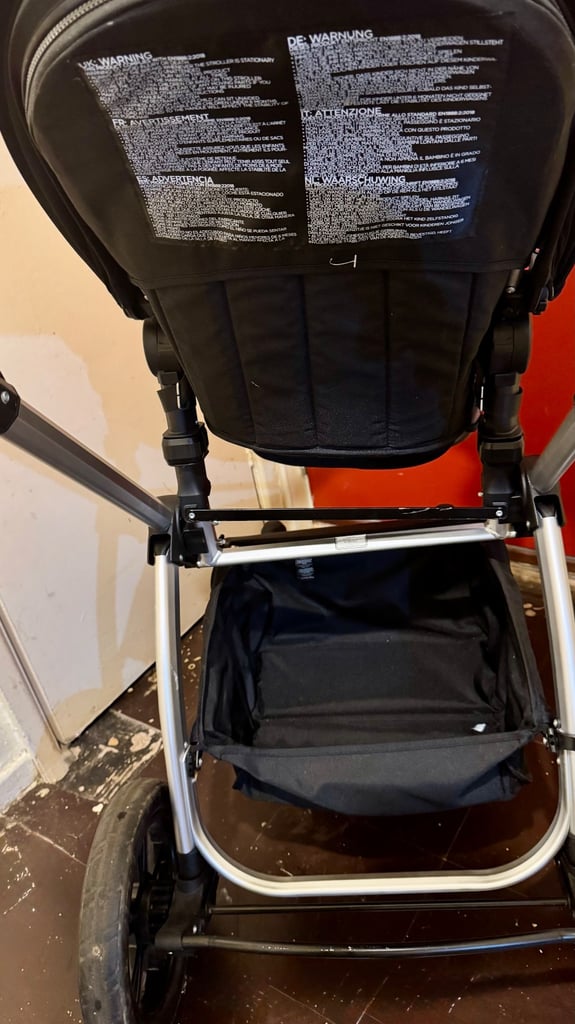Baby Pram / Stroller – Excellent Condition