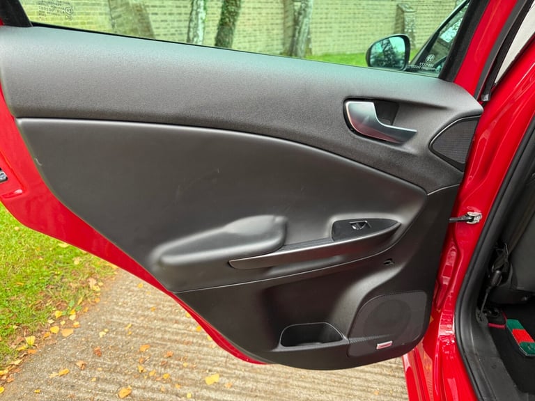 2014 Alfa Romeo Giulietta 1.4 TB MultiAir QV Line 5dr TCT HATCHBACK Petrol Automatic