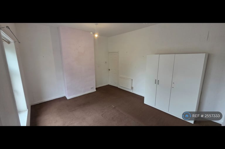 2 bedroom house in Church Street, Westhoughton, Bolton, BL5 (2 bed) (#2557333)