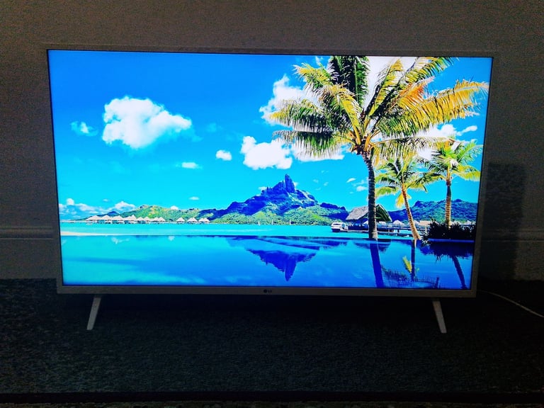 LG Smart TV HDR 4K Ultra HD Led 43 inches for sale 