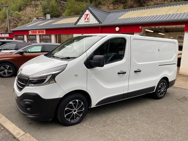 2020 Renault Trafic SL30 ENERGY 2.0 dCi 120 Business+ Van Heavy Duty Spec,Rear Shelving  PANEL VA...