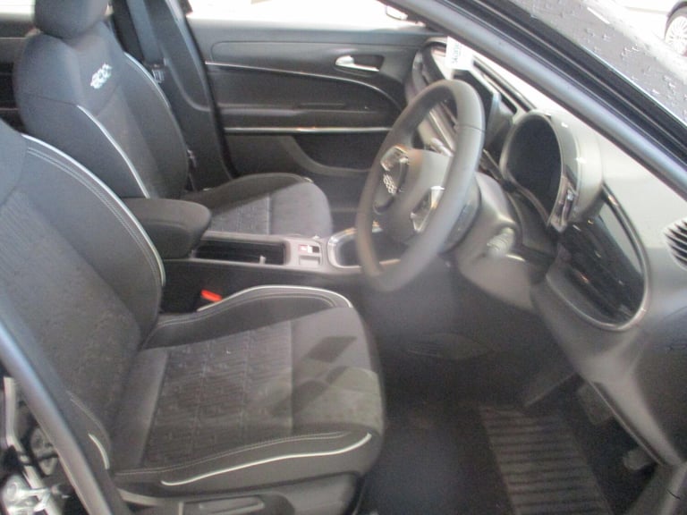 2025 Fiat 600 600 1.2 136hp Hybrid Edct-6 HATCHBACK Petrol/Electric Hybrid Automatic