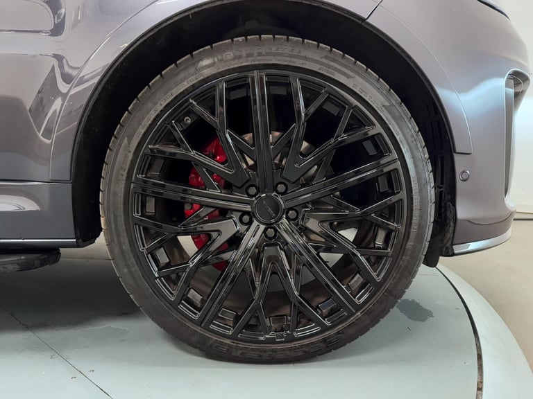 2021 Land Rover Range Rover Sport 5.0 P575 V8 SVR Carbon Edition SUV 5dr Petrol Auto 4WD Euro 6 (...