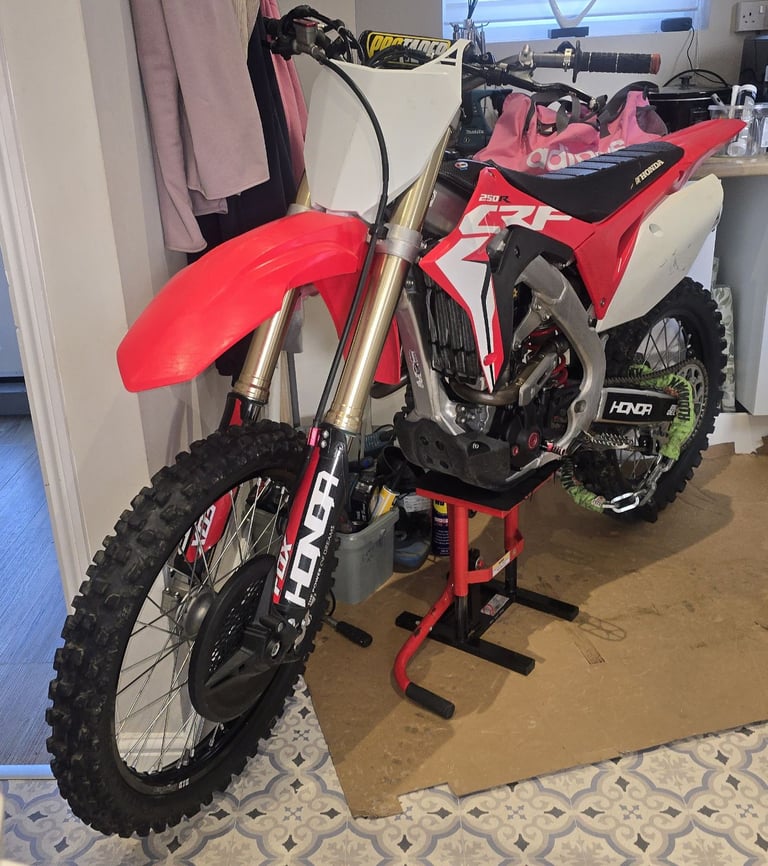 image for 2018- Honda CRF250R- Fantastic OEM condition-£3200 ovvno