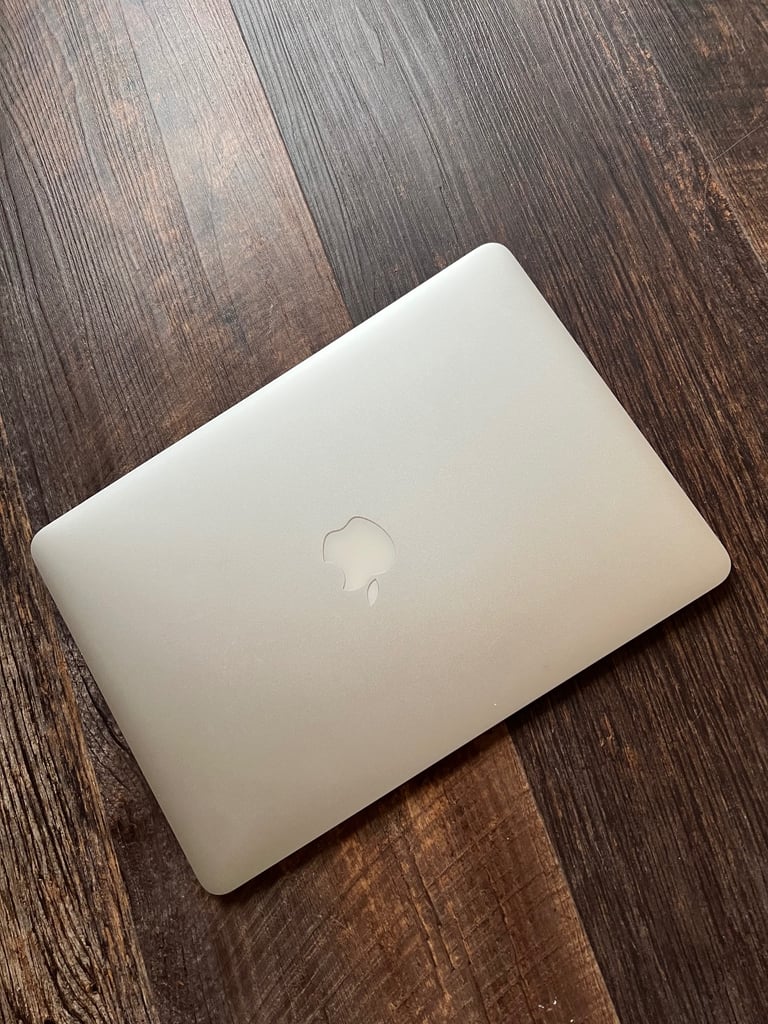Apple MacBook Air 13 inch 2017 - Silver