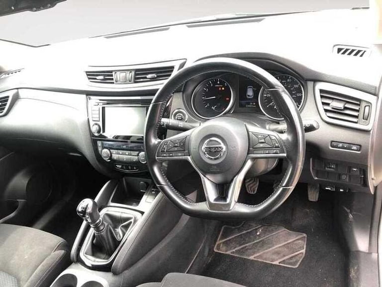 2019 Nissan Qashqai 1.3 DIG-T N-Connecta SUV 5dr HATCHBACK Petrol Manual