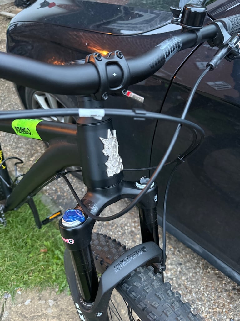 Voodoo Bizango Adults mountain bike 