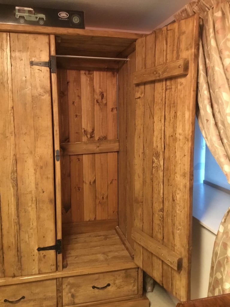 Triple wardrobe