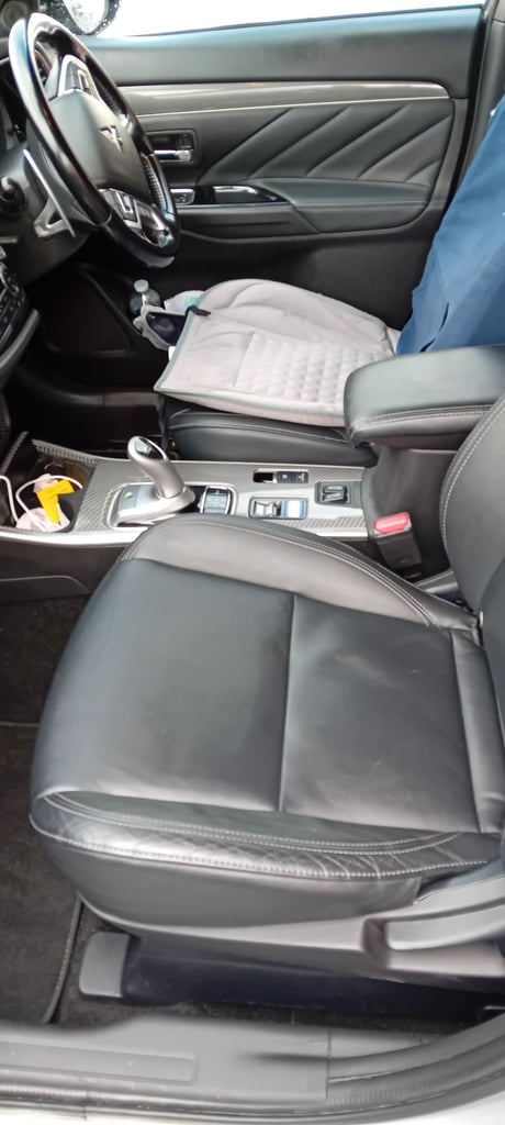 Mitsubishi, OUTLANDER, Estate, 2018, Other, 2360 (cc), 5 doors