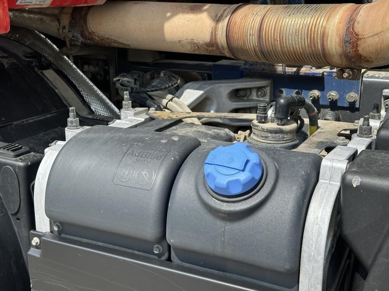 2022 RENAULT K440 8X4 TIPPER