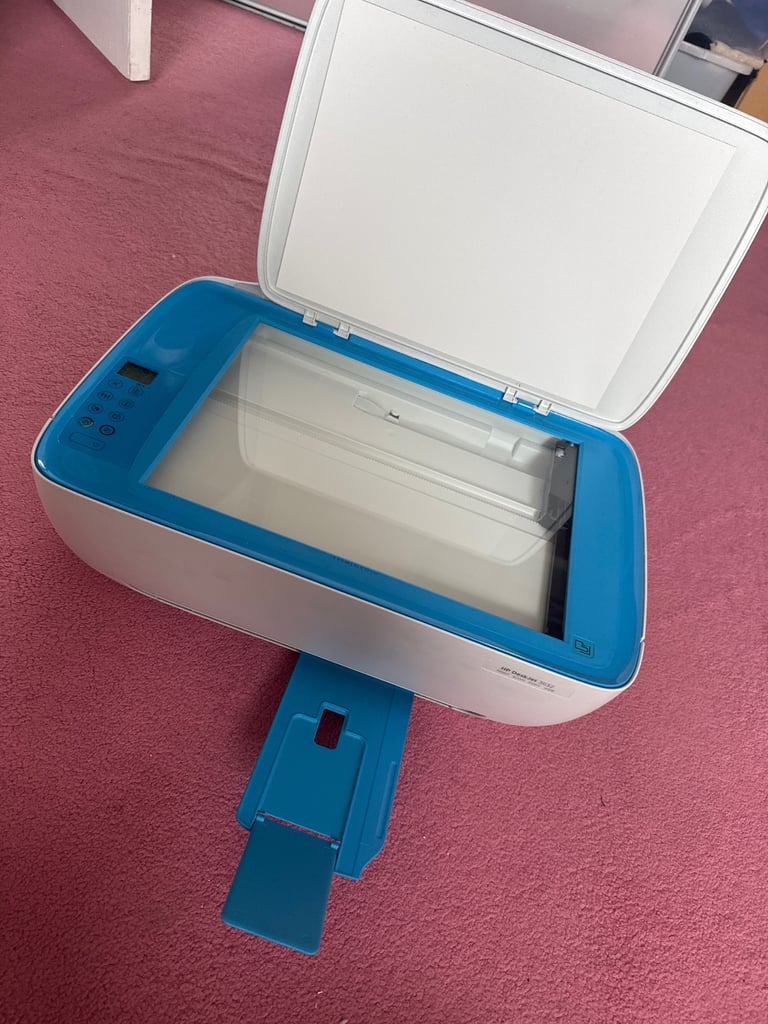 HP wireless printer scanner - cables included
