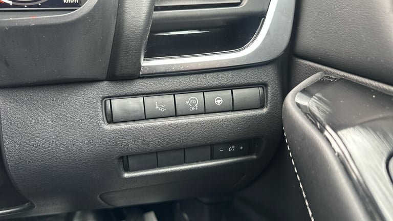 2021 Nissan Qashqai 1.3 DiG-T MH 158 Premiere Edition 5dr Xtronic Petrol Hatchback Hatchback Petr...